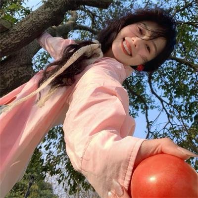 小小的追球